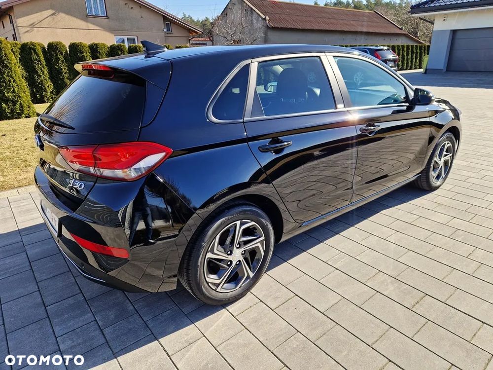 Hyundai i30 1.5 Intro - 7