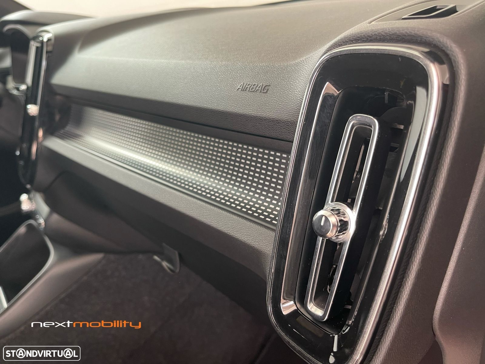 Volvo XC 40 2.0 D3 R-Design - 23