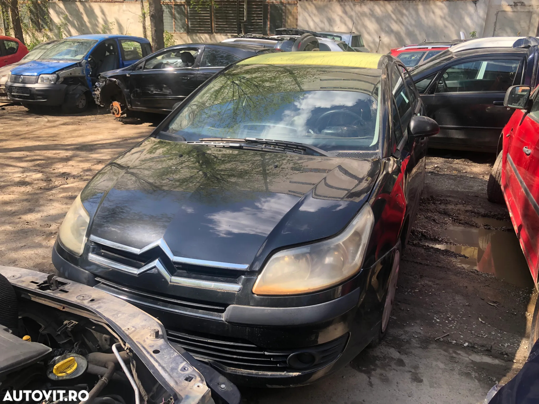 Dezmembrez Citroen C4 2006 negru diesel 4 usi - 4