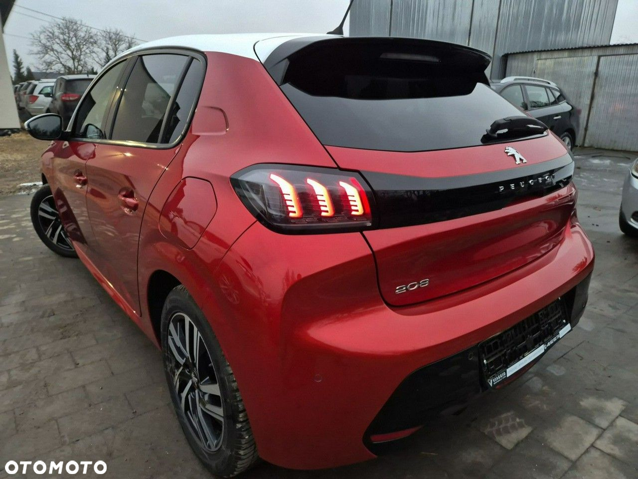 Peugeot 208 - 4