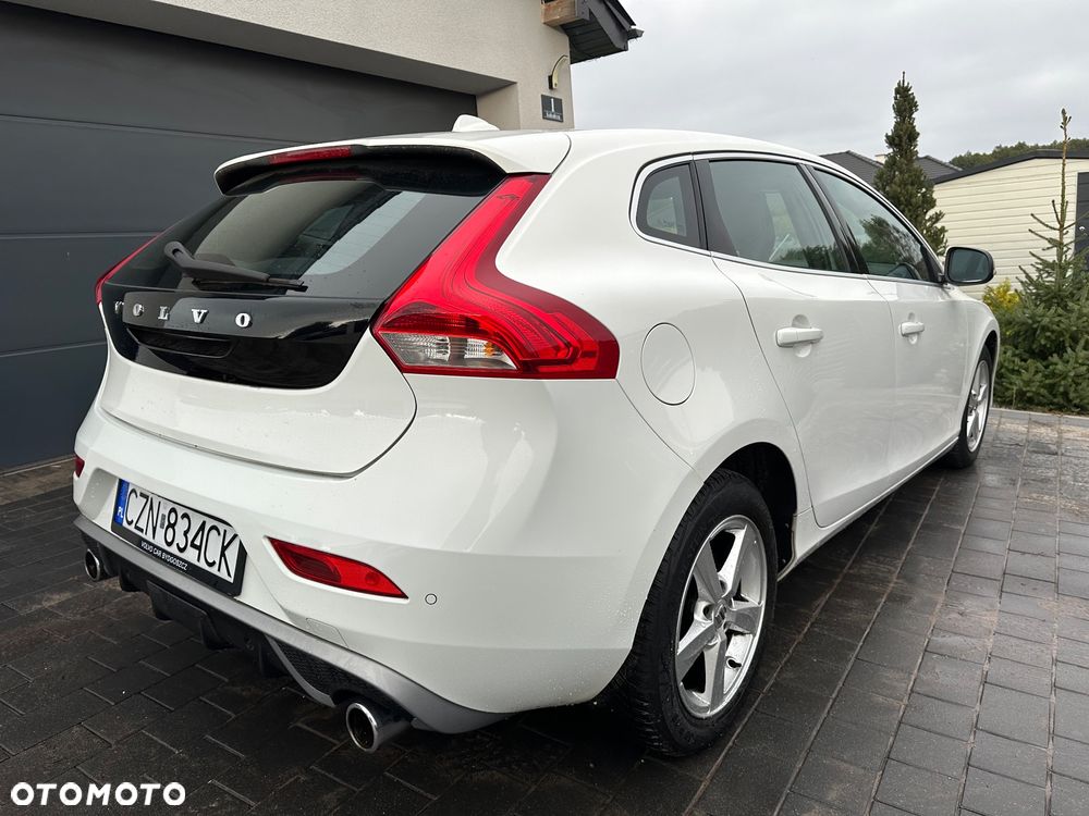Volvo V40 D2 RDesign - 17