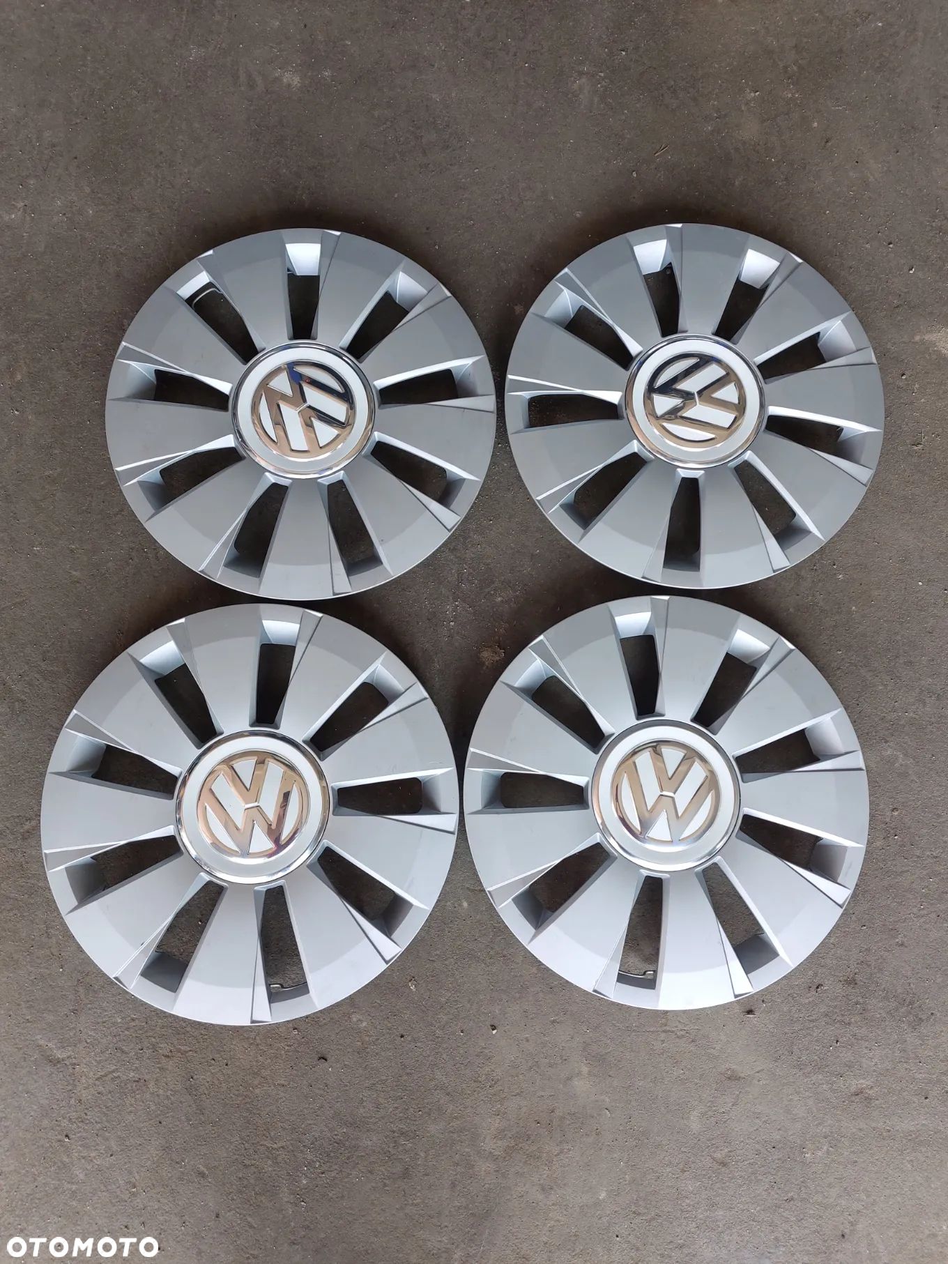 Kołpaki  VW 14" oryginał 4szt jak nowe - 1