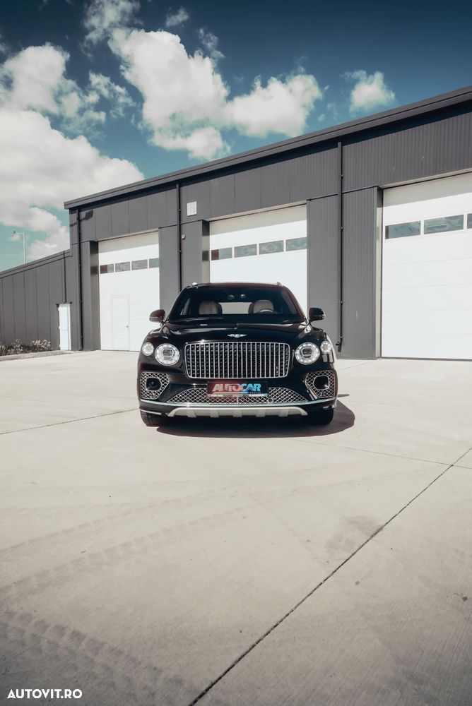 Bentley Bentayga - 3