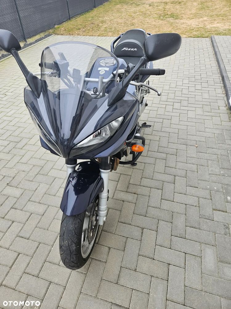 Yamaha FZ6 - 8