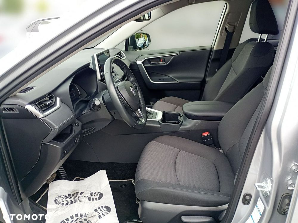 Toyota RAV4 - 22