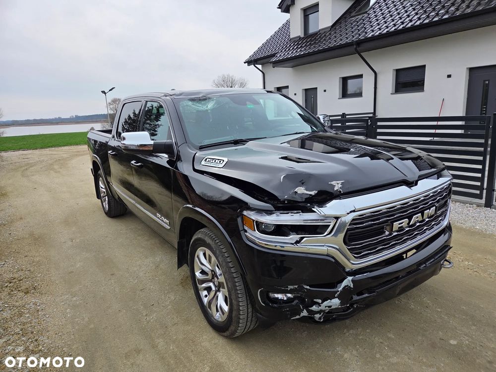 RAM 1500 Crew Cab Shortbed Limited - 6