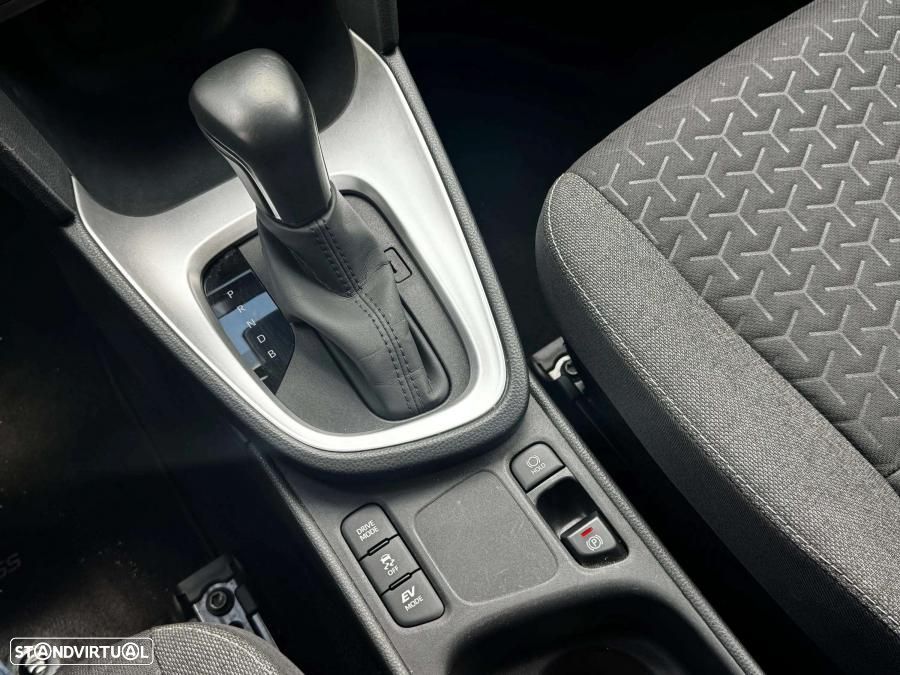 Toyota Yaris Cross 1.5 HDF Comfort Plus - 12