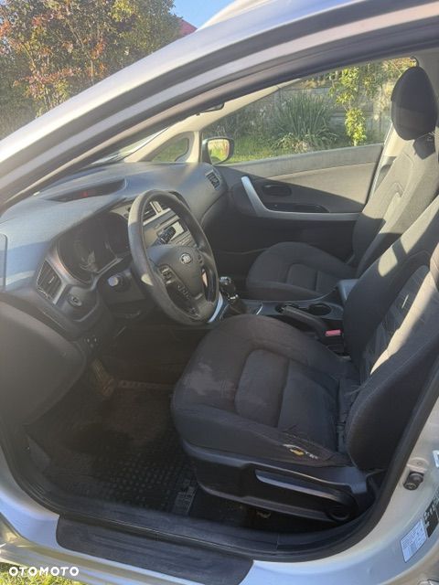 Kia Ceed - 5