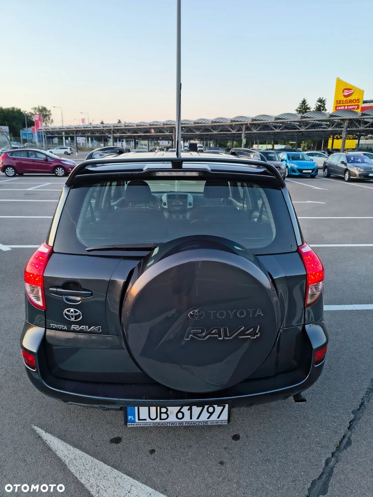 Toyota RAV4 2.2 D-4D Luna - 10
