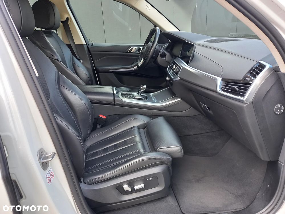 BMW X5 xDrive30d xLine - 4