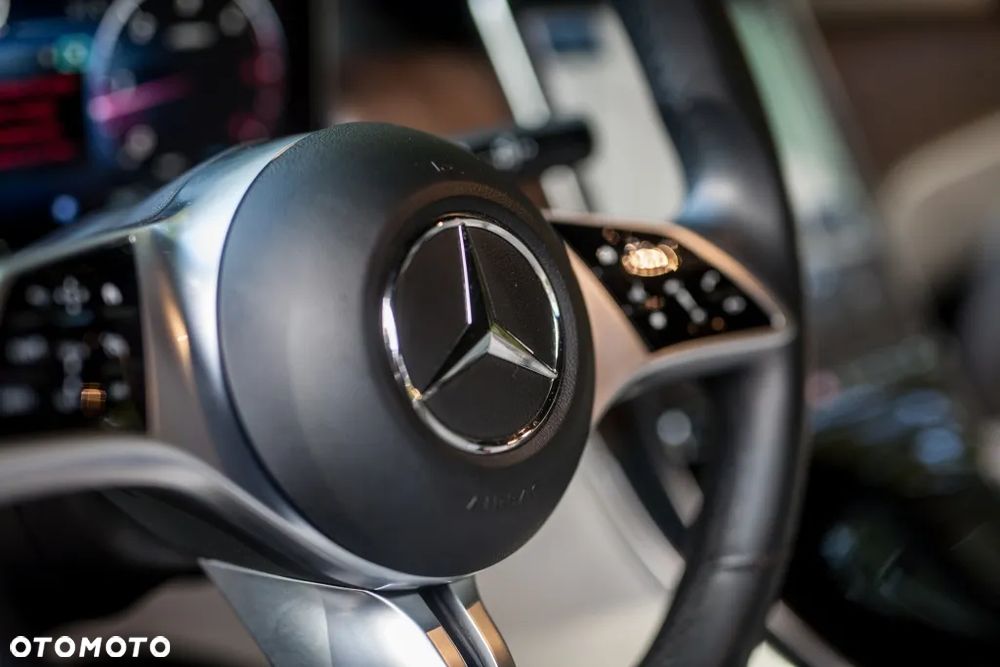 Mercedes-Benz GLC - 21