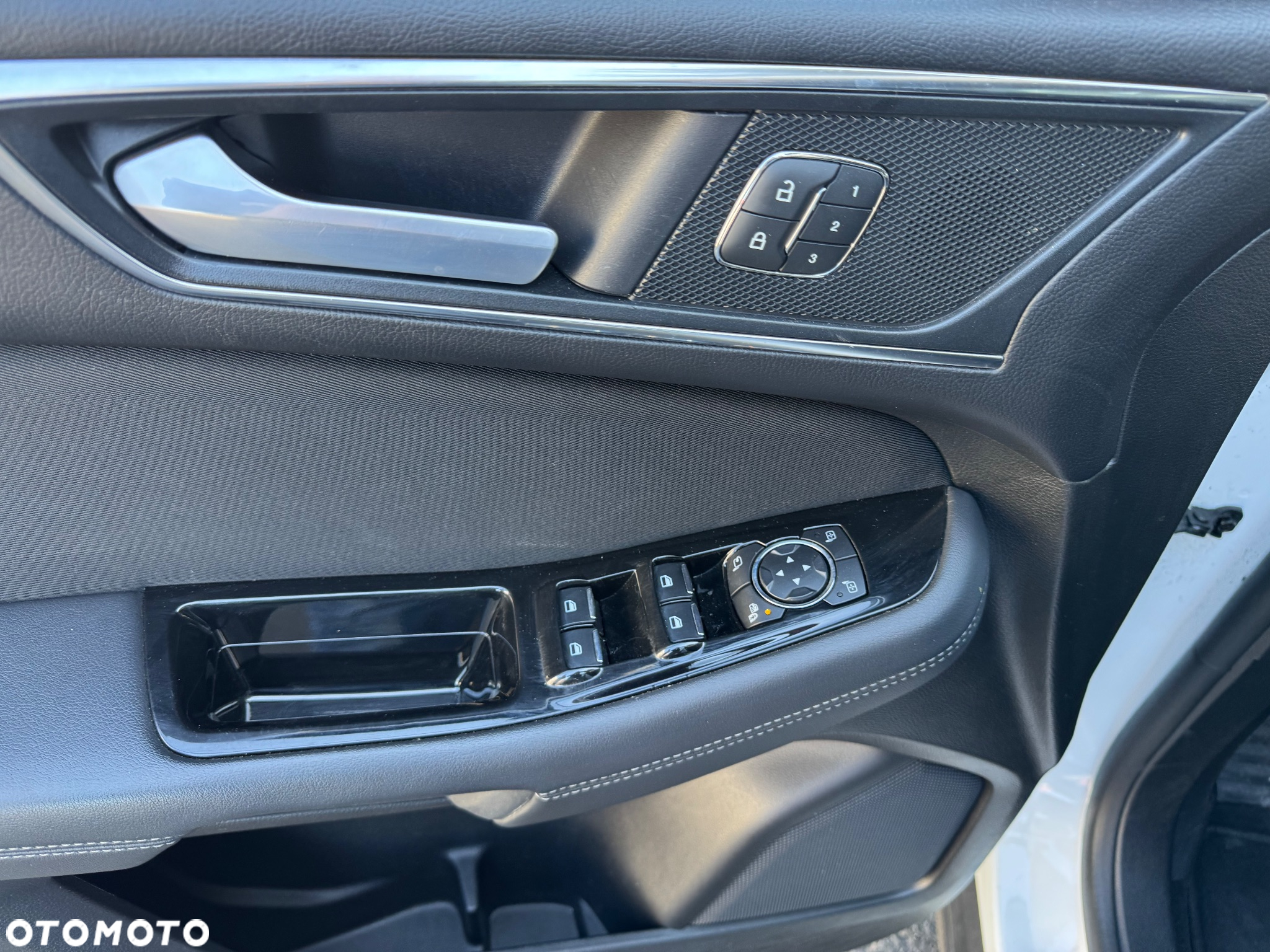 Ford S-Max - 29