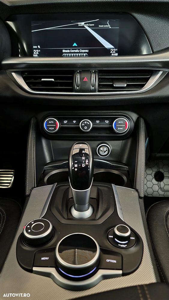 Alfa Romeo Stelvio 2.2 16V AT8 Super - 11