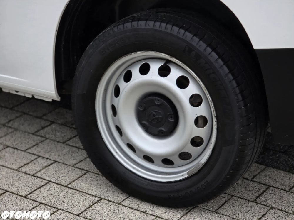 Toyota Proace City 2.0t 1.5 D-4d 100KM  Furgon Blaszak BEZWYPADKOWA z Polskiego Salonu I Pierwszy i Jedyny Właściciel I Pełna Faktura Vat 23% - 13
