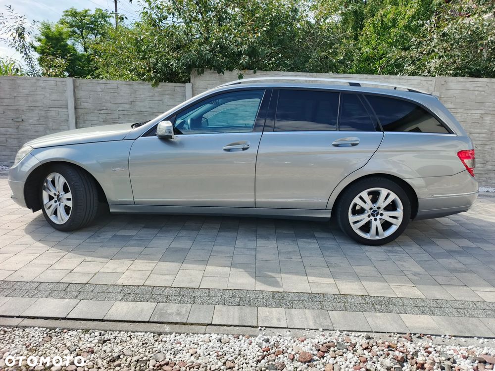 Mercedes-Benz Klasa C 250 T CDI DPF Automatik BlueEFFICIENCY Avantgarde - 29