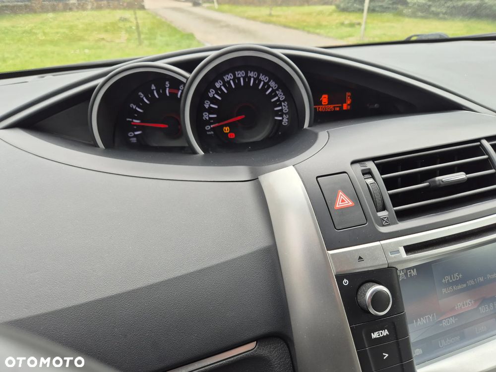 Toyota Verso 1.6 D-4D 5-Sitzer Start/Stop Executive - 18