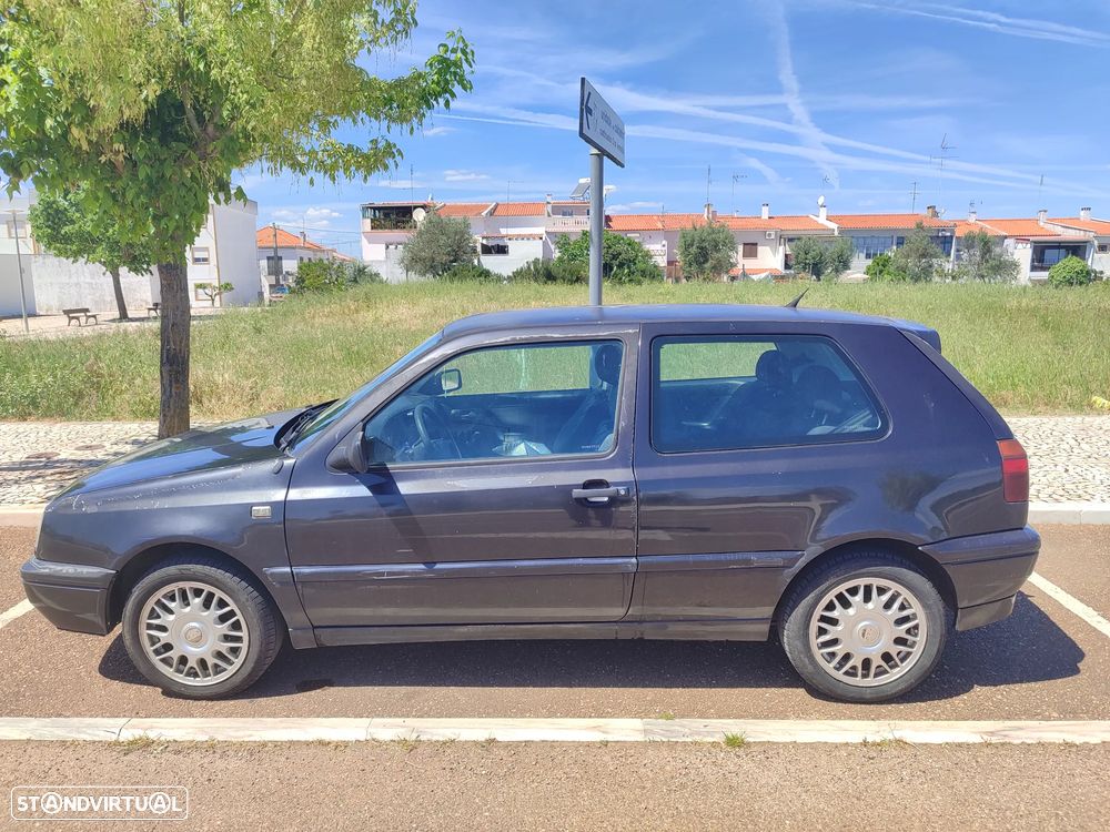 VW Golf - 2
