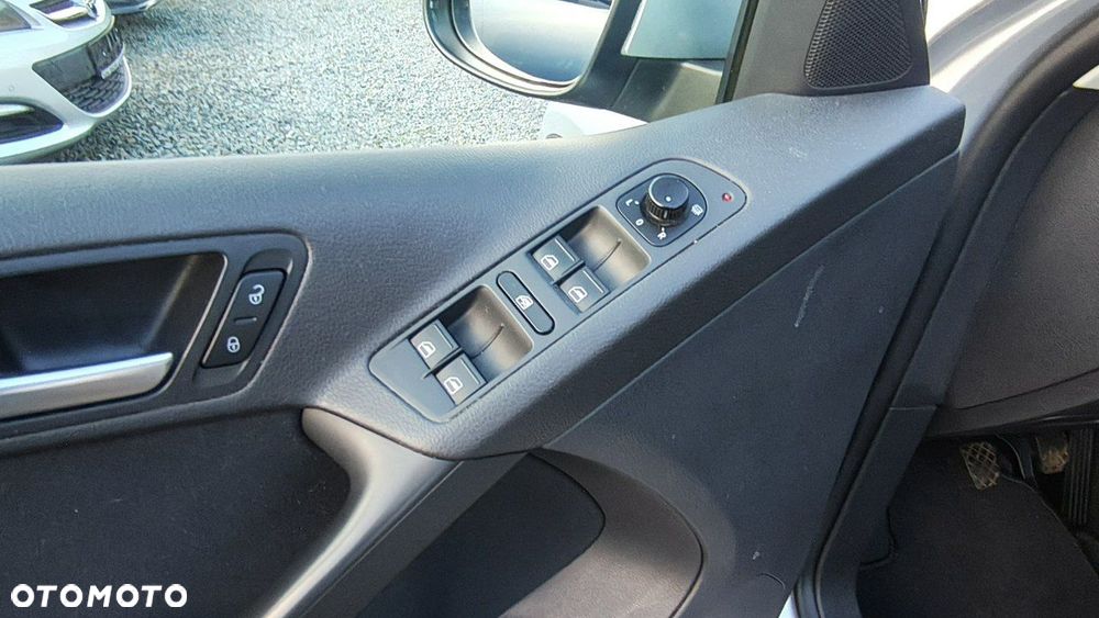 Volkswagen Tiguan - 23
