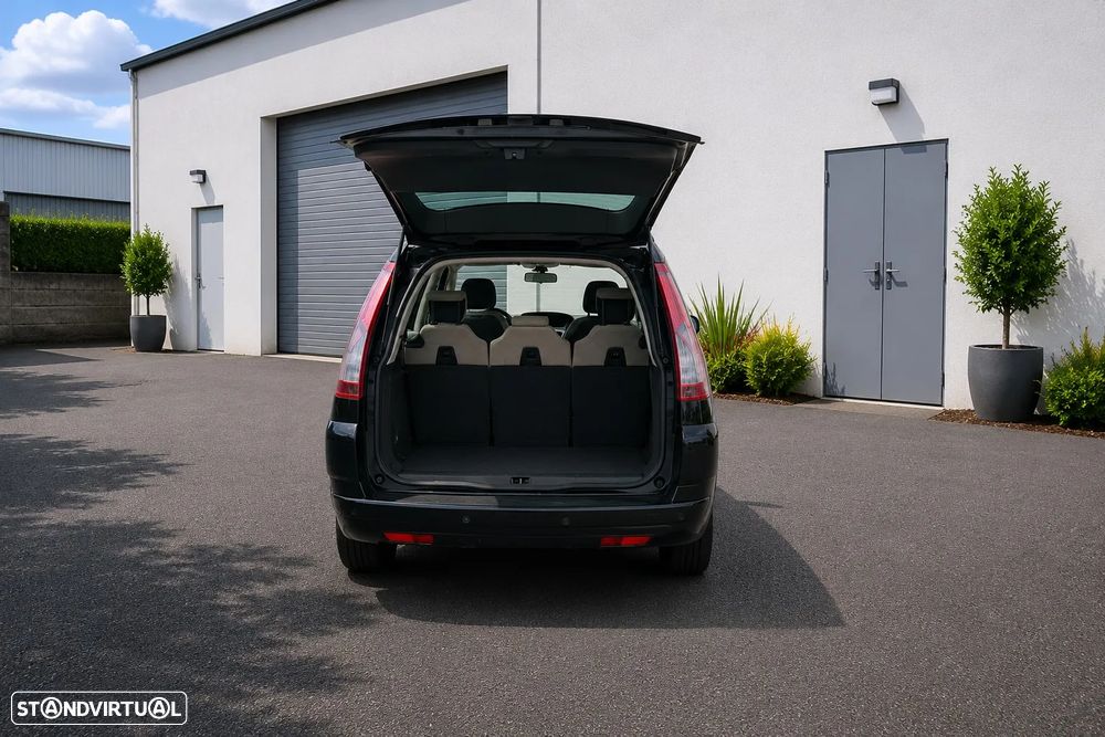Citroën C4 Grand Picasso 1.6 HDi SX - 4