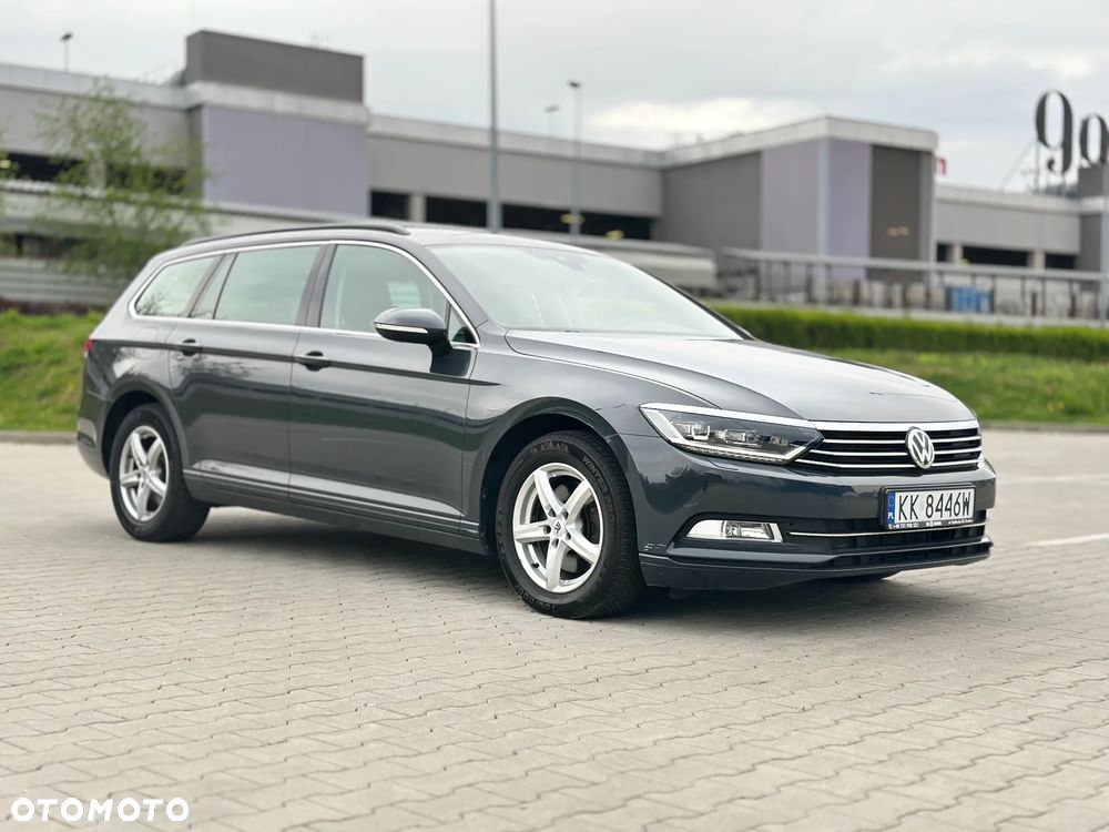Volkswagen Passat 1.6 TDI (BlueMotion Technology) DSG Comfortline - 11