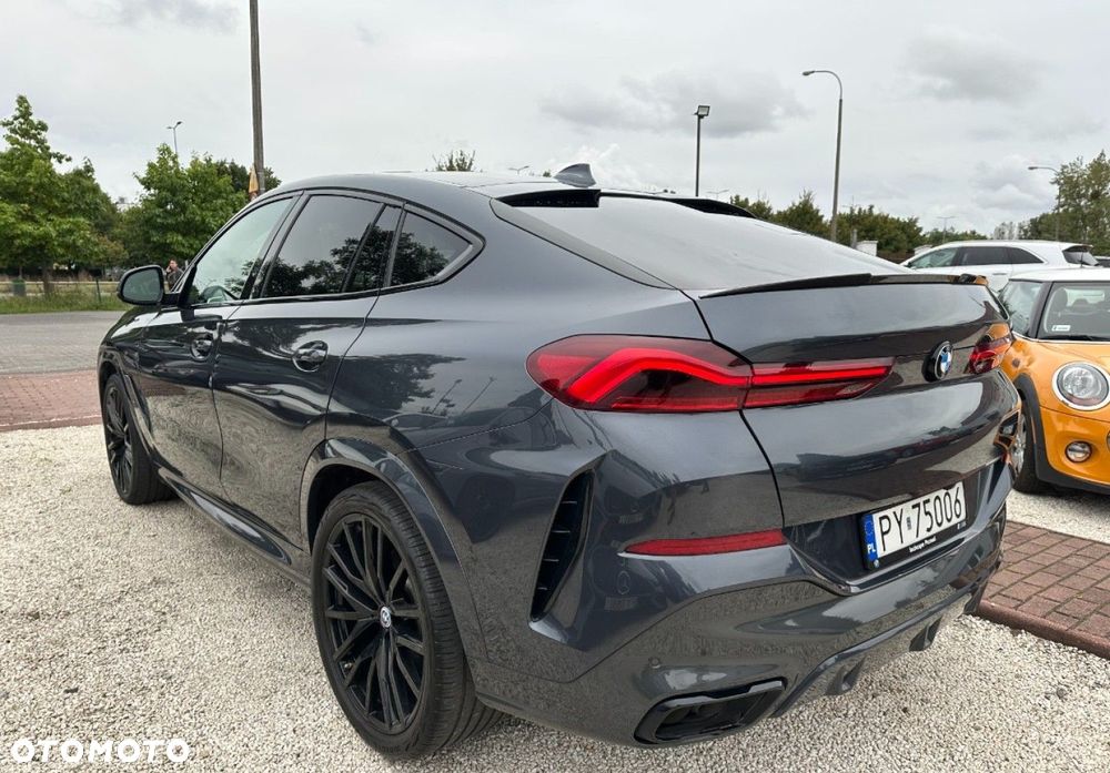 BMW X6 - 10