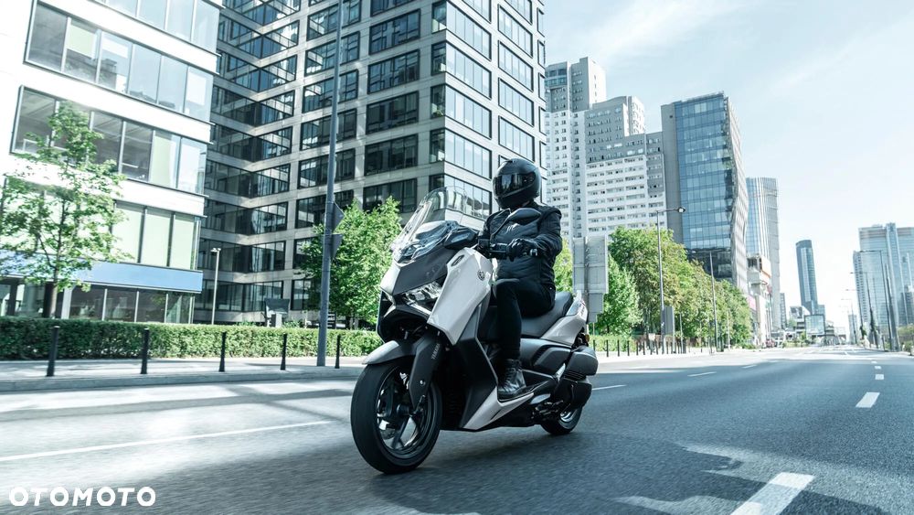 Yamaha X-max - 8
