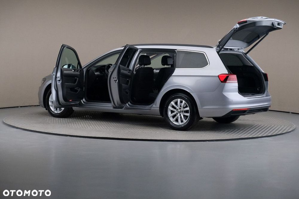 Volkswagen Passat Variant 2.0 TDI EVO Business - 7