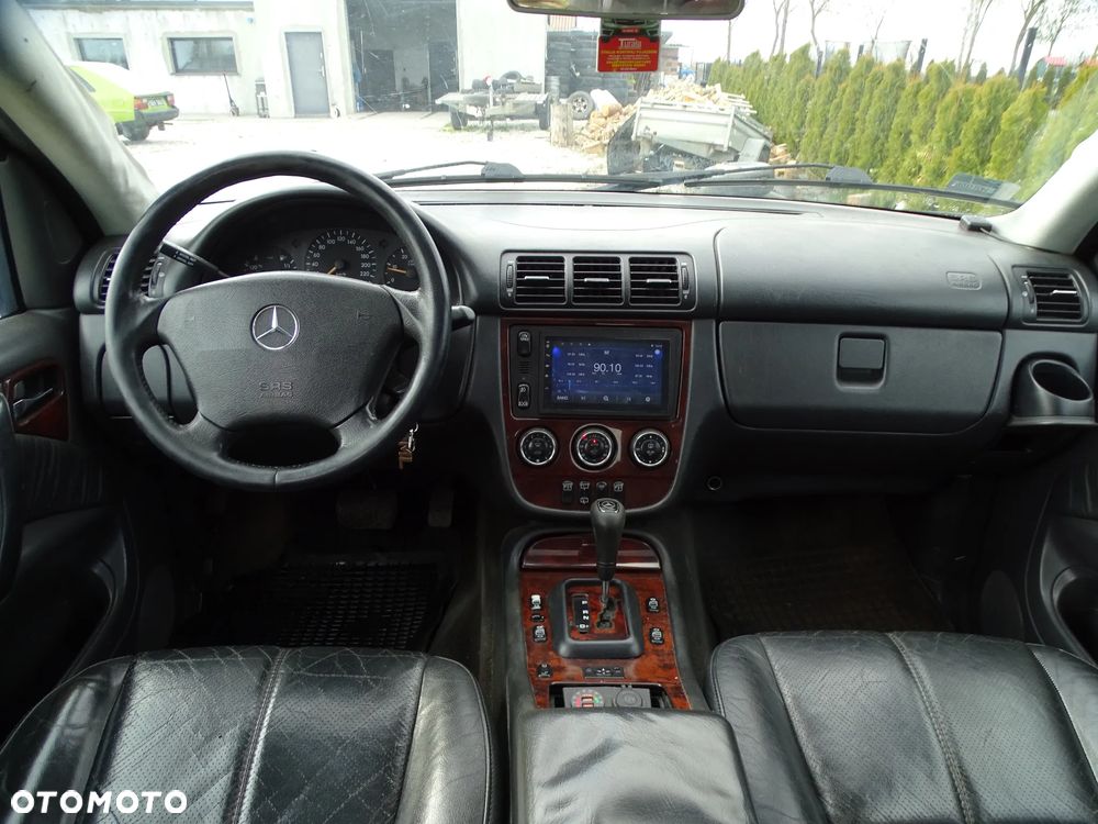 Mercedes-Benz ML - 6