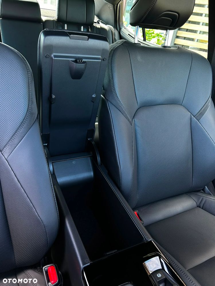 Toyota Camry 2.5 Hybrid Executive CVT - 17