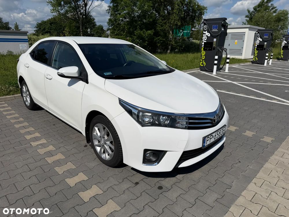 Toyota Corolla 1.6 Premium - 5