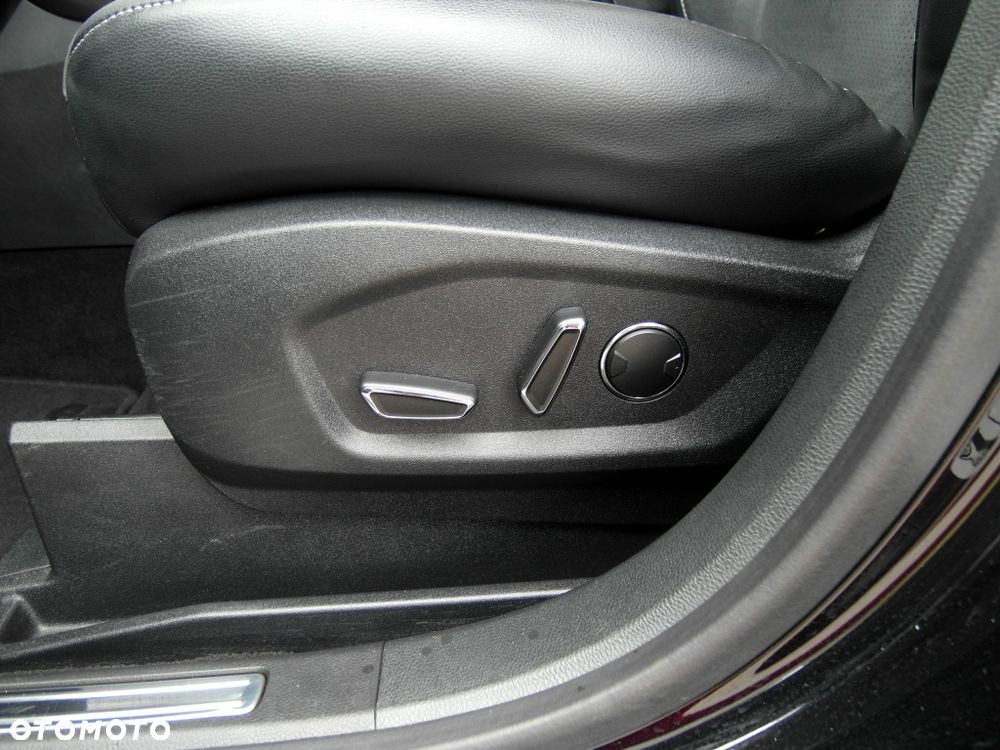 Ford S-Max 1.5 Eco Boost Start-Stopp Titanium - 24