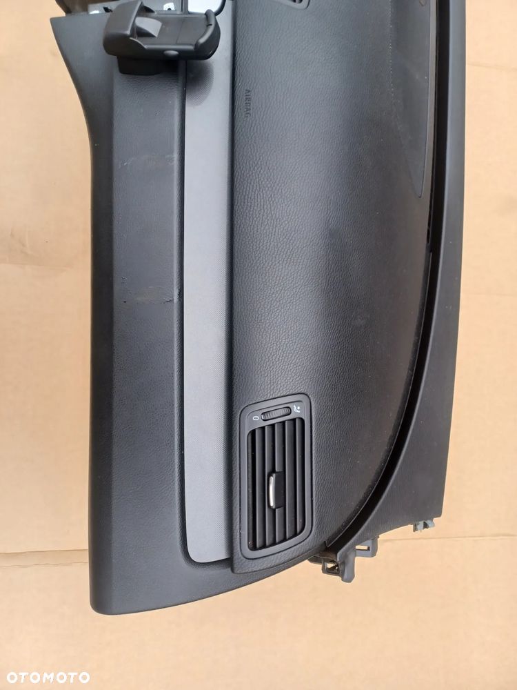 DESKA KOKPIT VW PASSAT B6 - 9