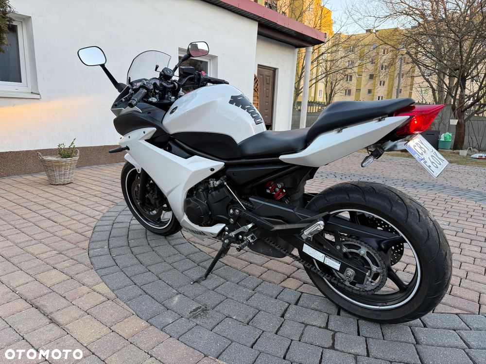Yamaha FZ6 - 6