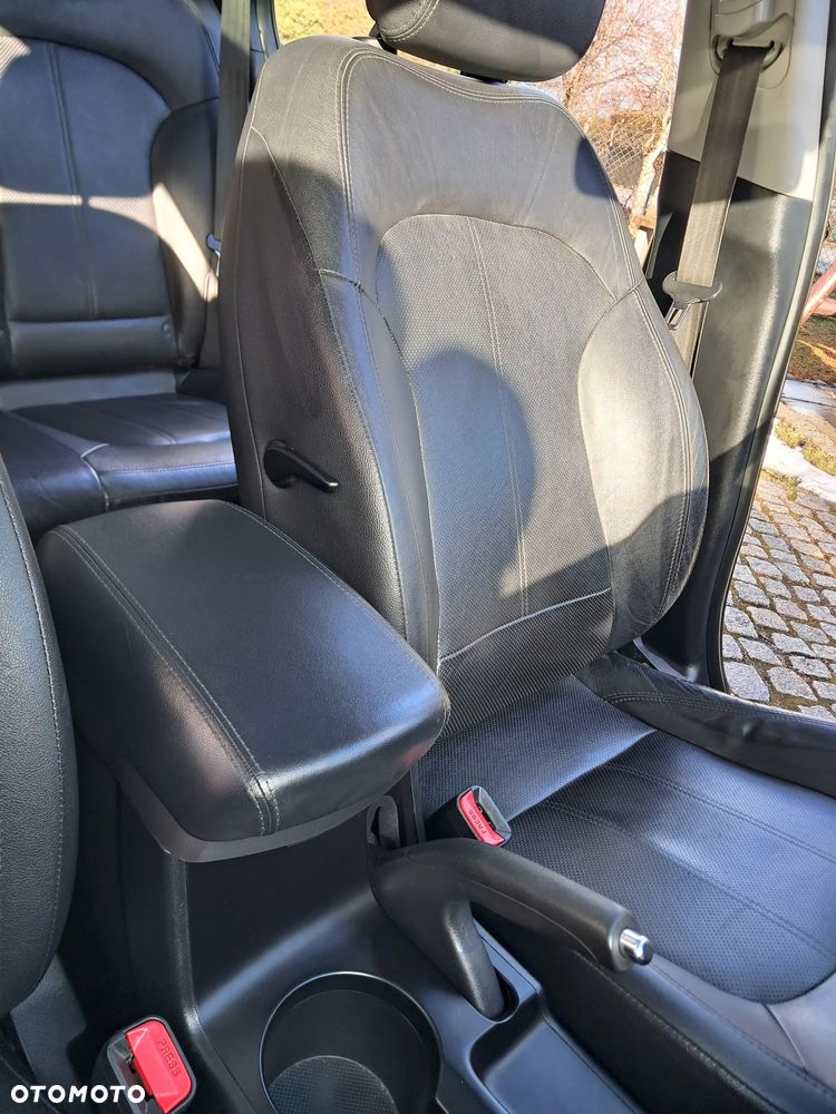 Hyundai ix35 1.7 CRDi Comfort 2WD - 10