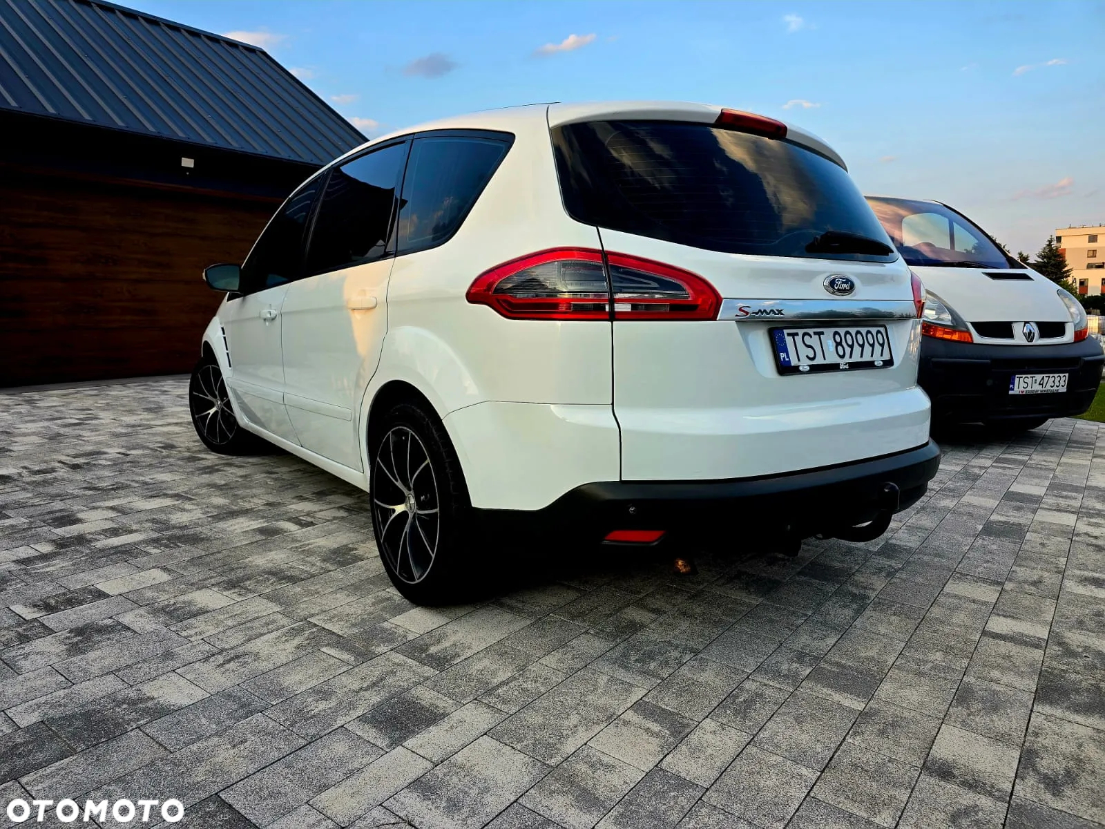 Ford S-Max 2.0 TDCi Ambiente - 17