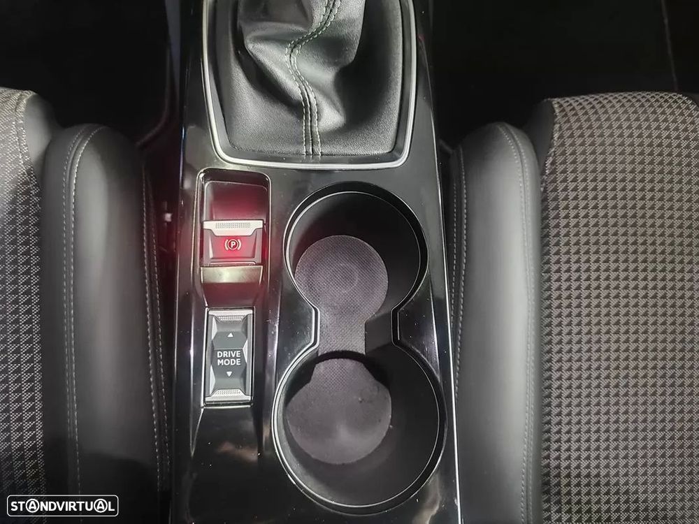 Peugeot 208 1.2 PureTech GT Line - 36