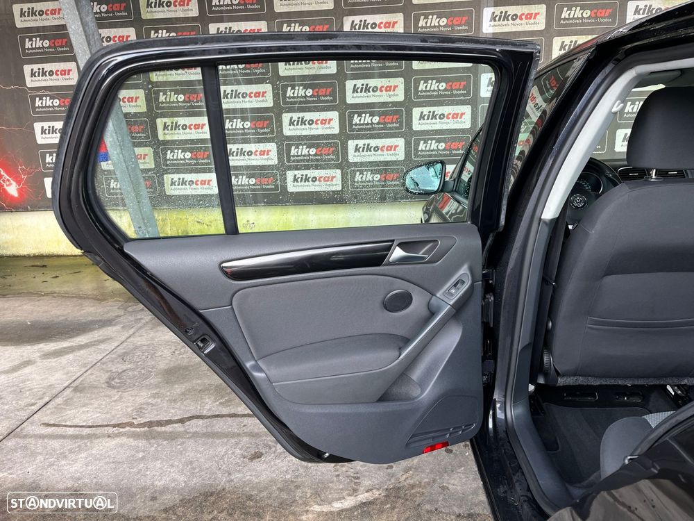 VW Golf 1.6 TDi Edition - 32