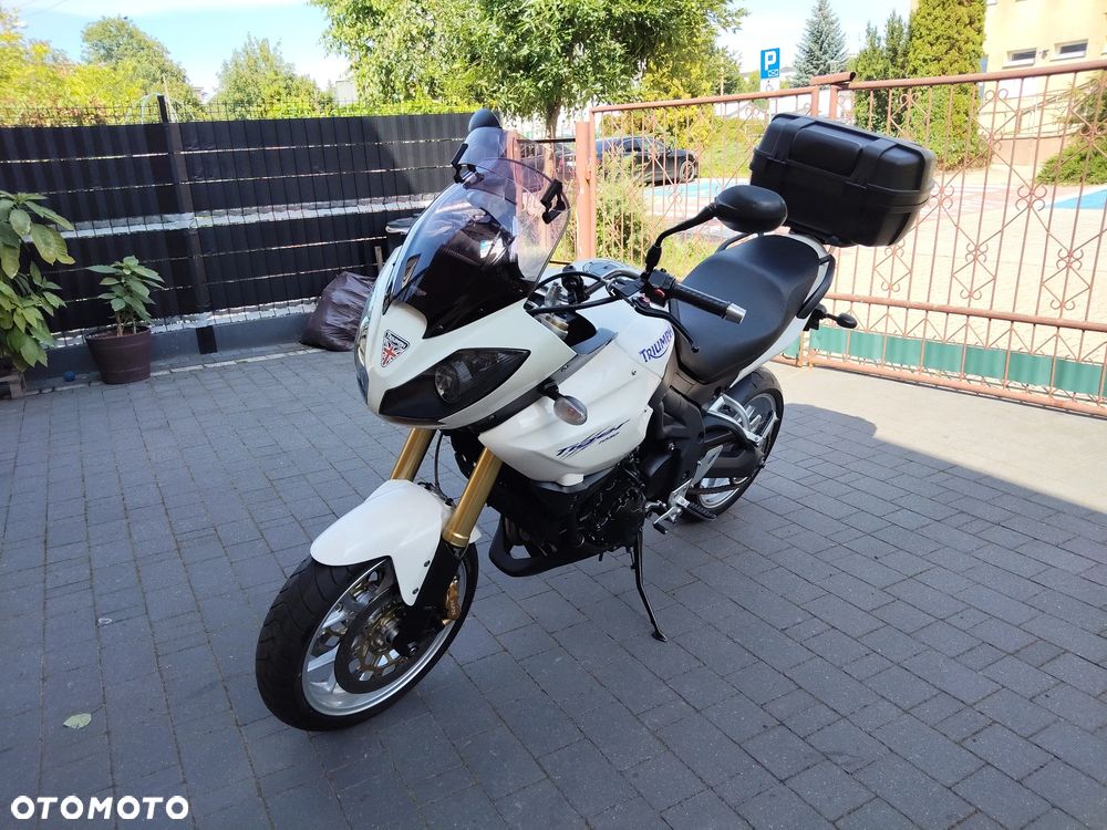 Triumph Tiger - 4