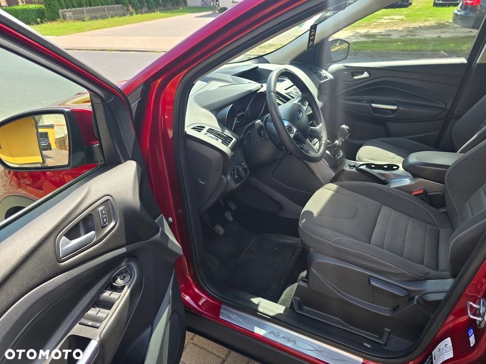 Ford Kuga - 8