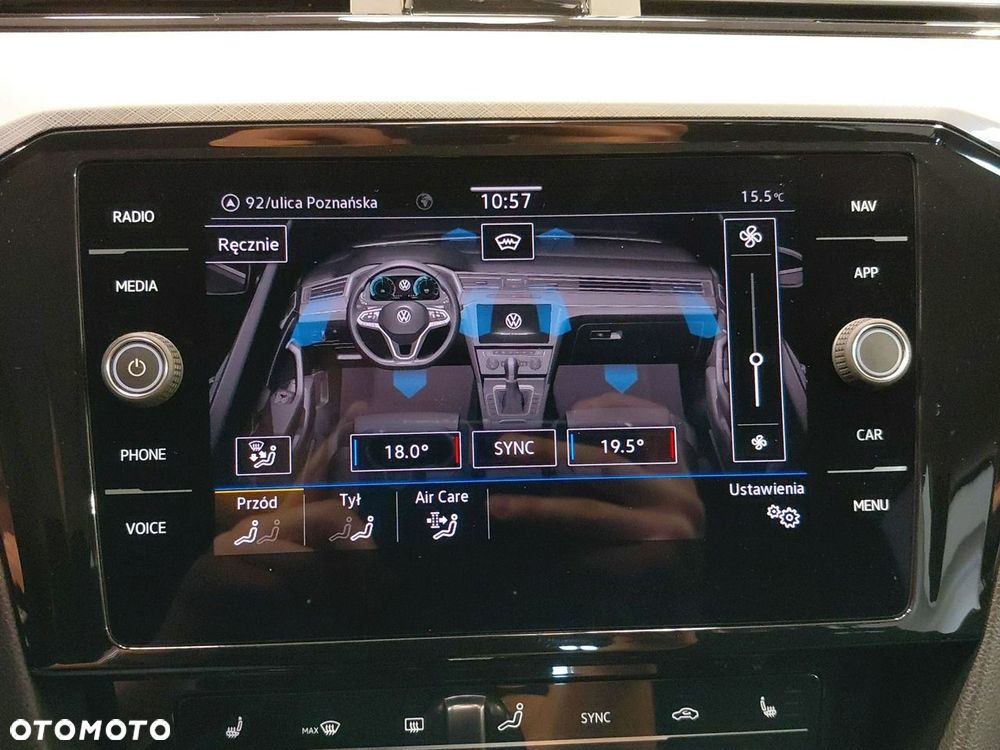 Volkswagen Passat Variant 2.0 TSI Business DSG - 32