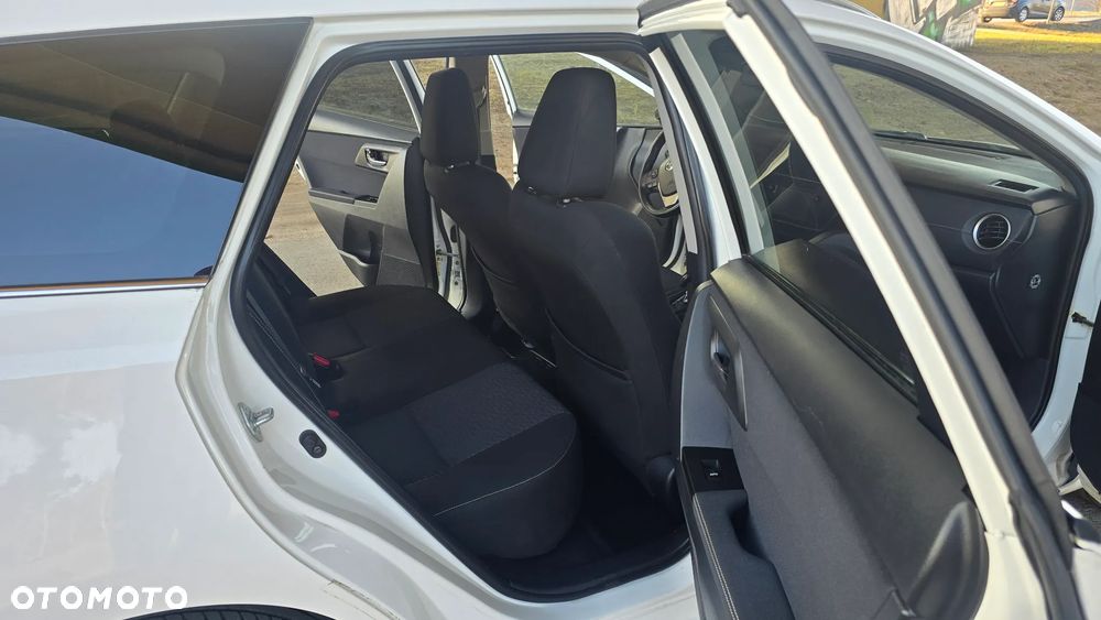Toyota Auris 1.6 Valvematic Multidrive S Comfort - 25