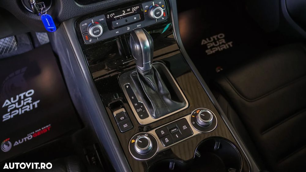 Volkswagen Touareg 3.0 V6 TDI SCR Blue Motion DPF Automatik - 15