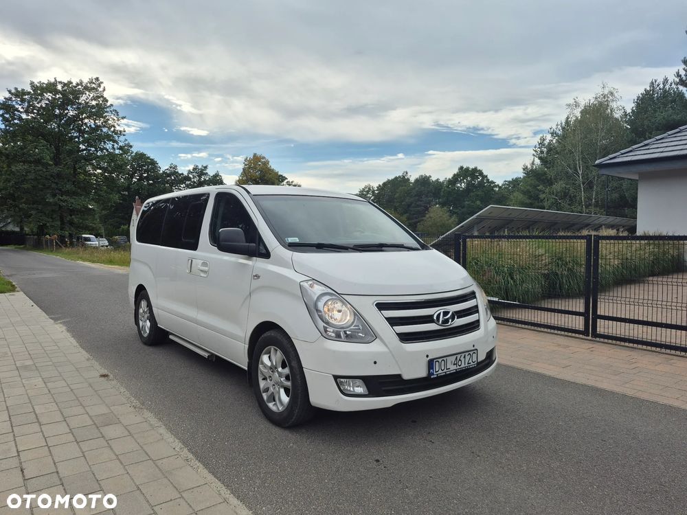 Hyundai H-1 2.5 CRDi Travel Comfort - 3