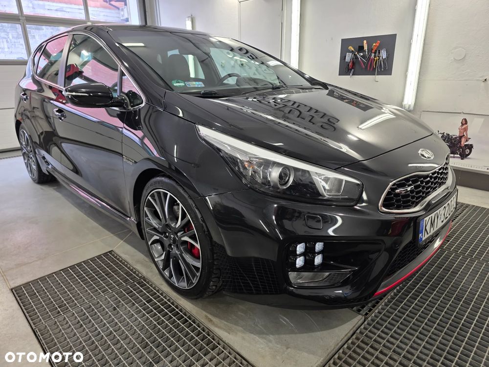 Kia Ceed 1.6 T-GDI GT - 16