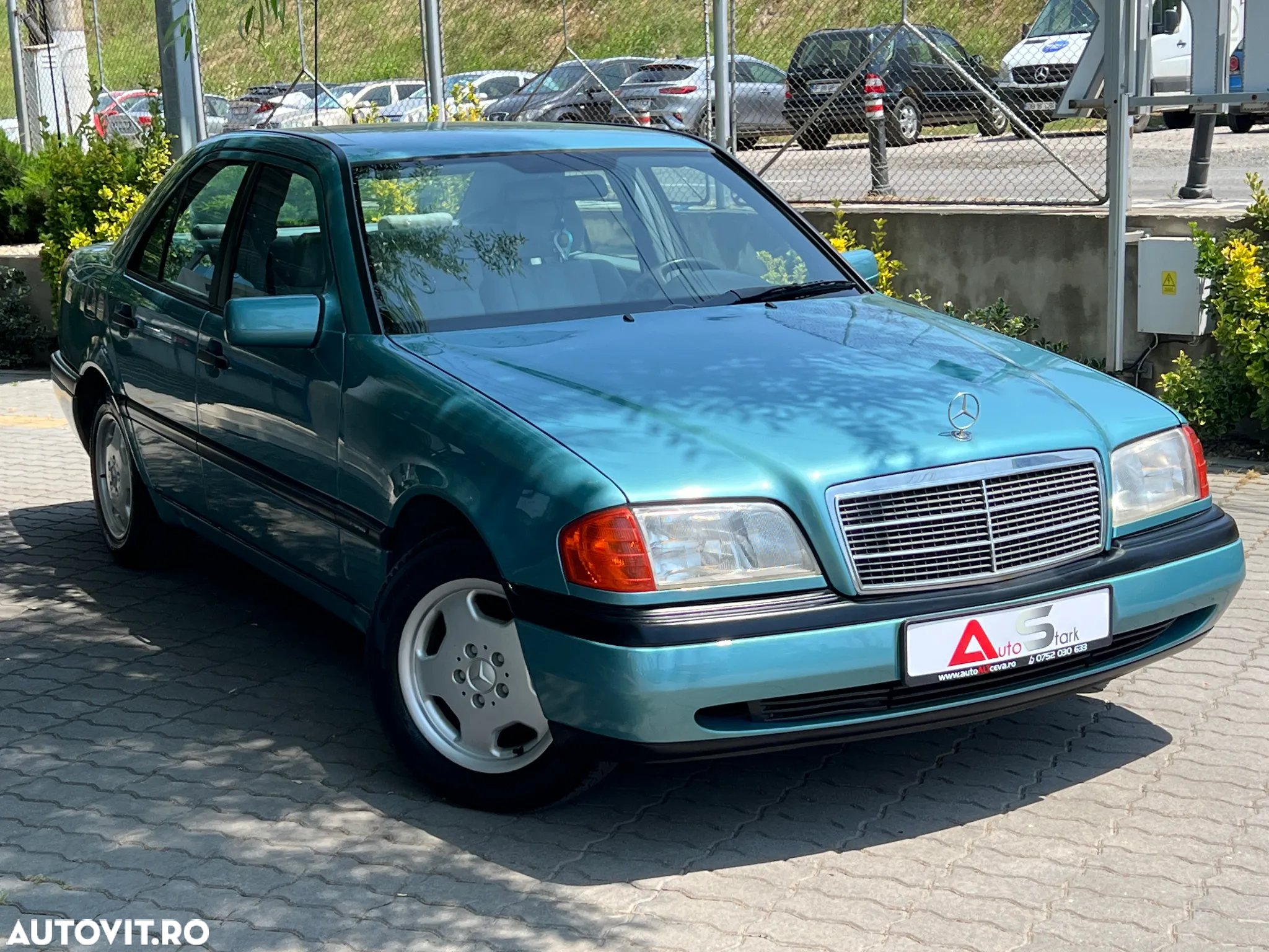 Mercedes-Benz C - 11