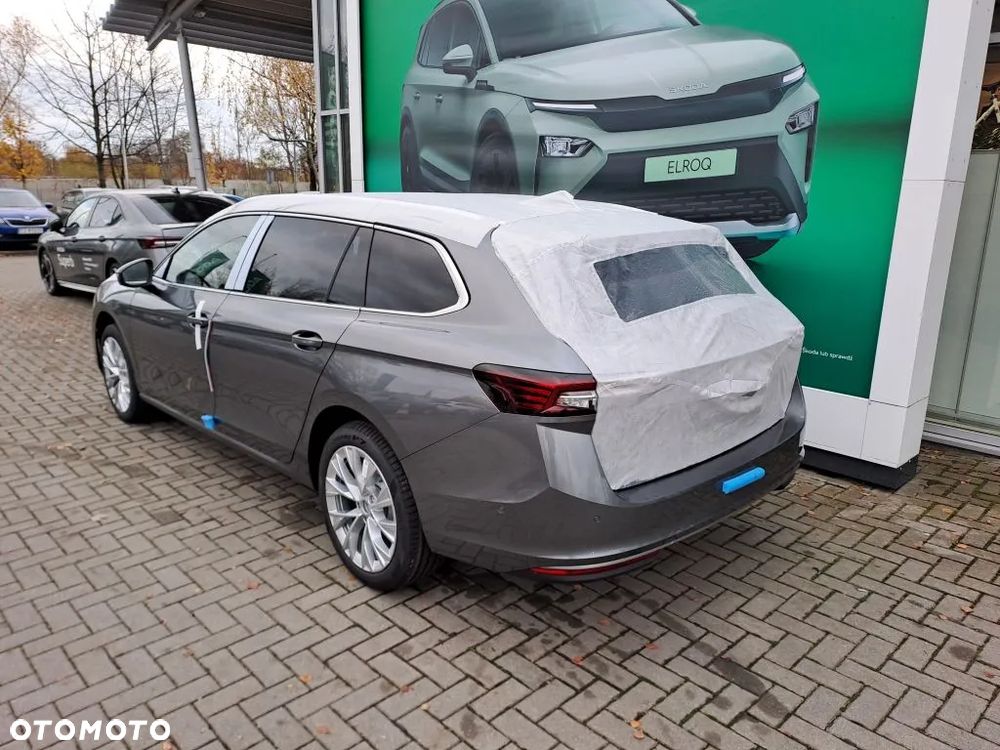 Skoda Superb 2.0 TDI SCR 4x4 L&K DSG - 2