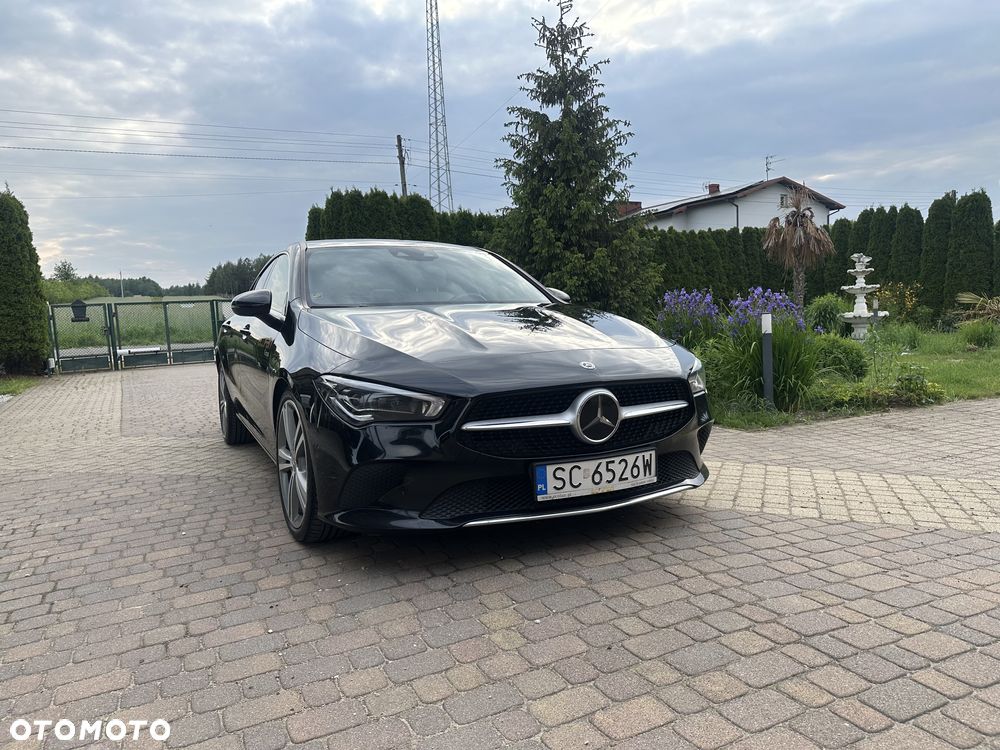 Mercedes-Benz CLA 200 7G-DCT - 4