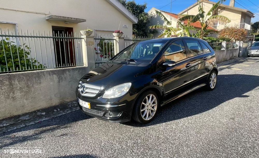 Mercedes-Benz B 150 BlueEFFICIENCY - 2