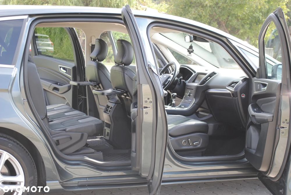 Ford S-Max 2.0 TDCi Titanium - 24