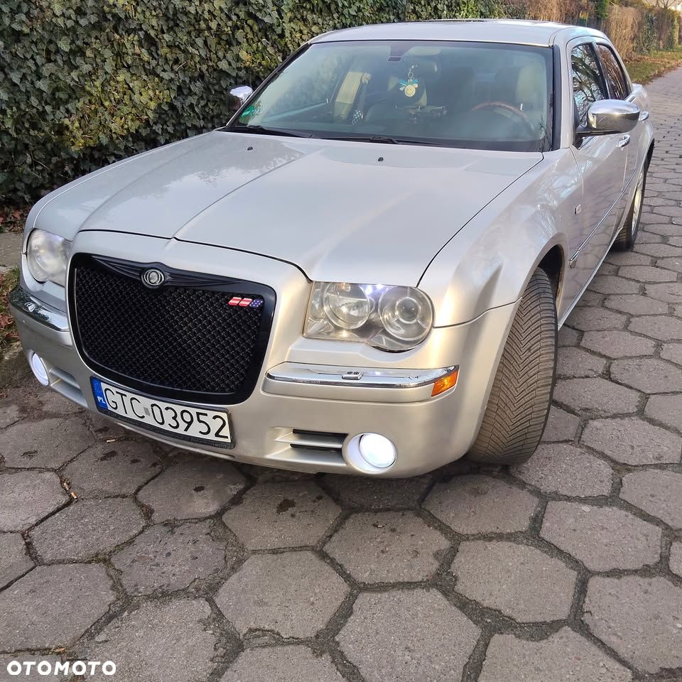 Chrysler 300C 3.5 V6 - 1